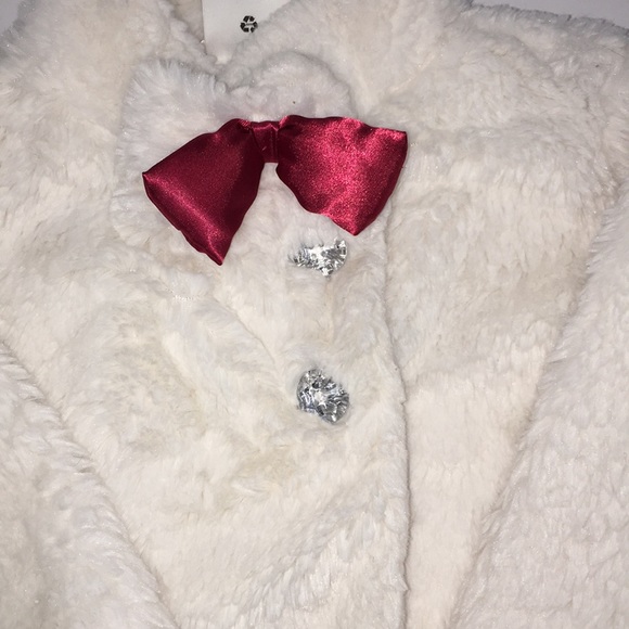 Disney fur coat - Picture 3 of 6